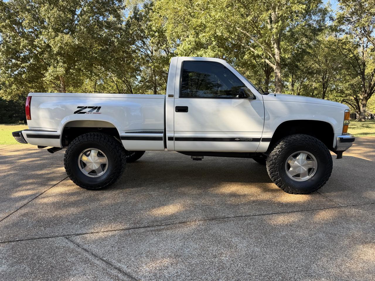 Chevrolet C/K 1500 Reg Cab Sportside 117.5" WB 4WD 1997