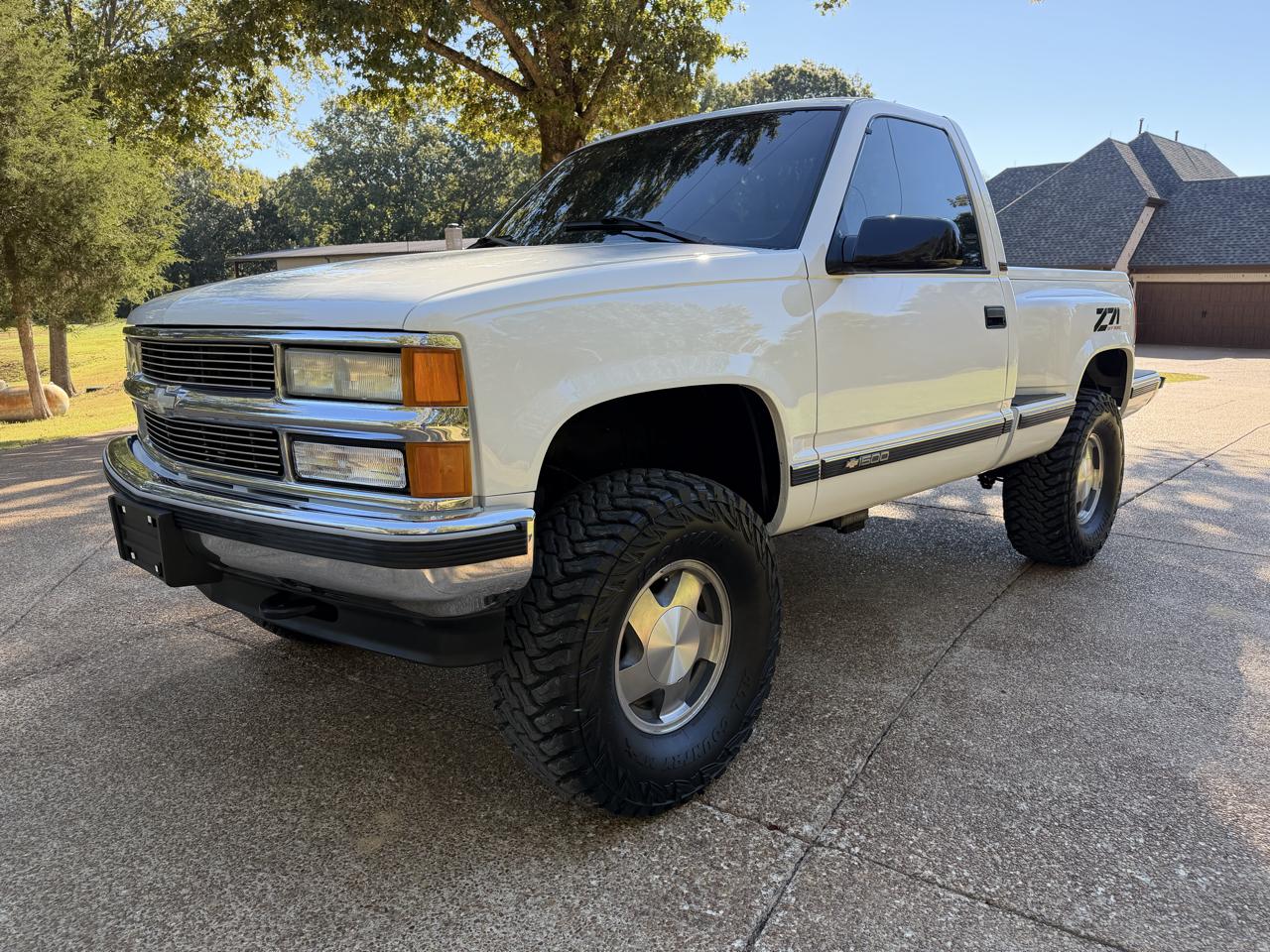 Chevrolet C/K 1500 Reg Cab Sportside 117.5" WB 4WD 1997