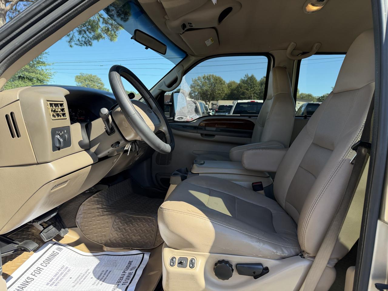 Ford Super Duty F-250 Crew Cab 156" Lariat 4WD 2001