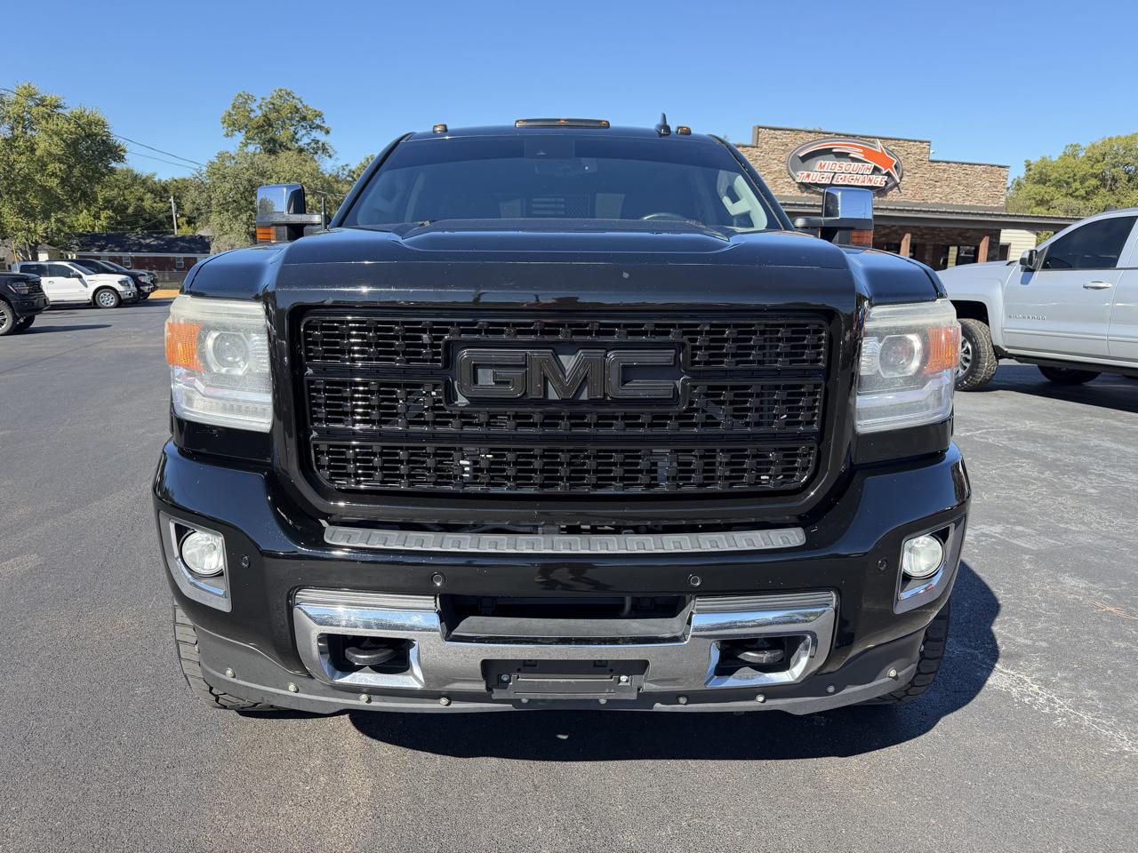 GMC Sierra 2500HD available WiFi 4WD Crew Cab 153.7" Denali 2015