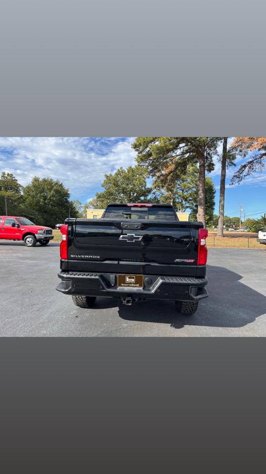 Chevrolet Silverado 1500 4WD Crew Cab 147" ZR2 2025