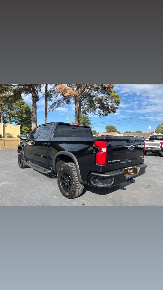 Chevrolet Silverado 1500 4WD Crew Cab 147" ZR2 2025