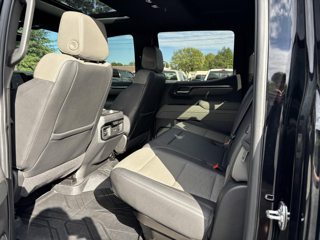 Chevrolet Silverado 1500 4WD Crew Cab 147" ZR2 2025