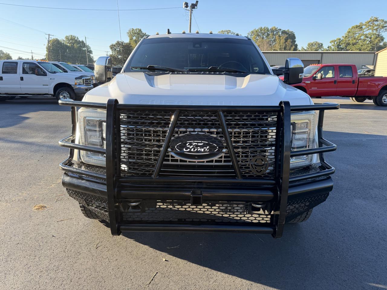 Ford Super Duty F-450 DRW Platinum 4WD Crew Cab 8' Box 2019