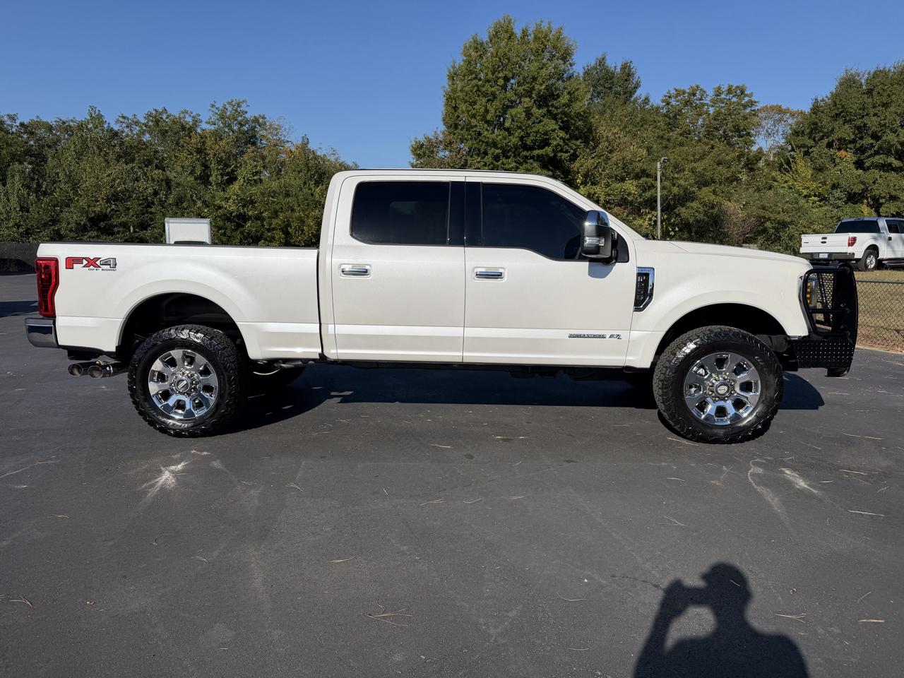 Ford Super Duty F-250 SRW Lariat 4WD Crew Cab 6.75' Box 2018