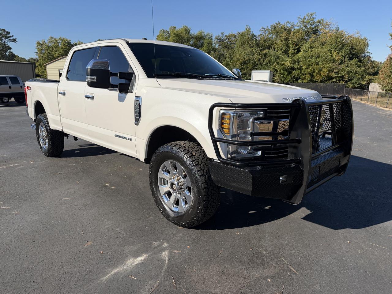 Ford Super Duty F-250 SRW Lariat 4WD Crew Cab 6.75' Box 2018
