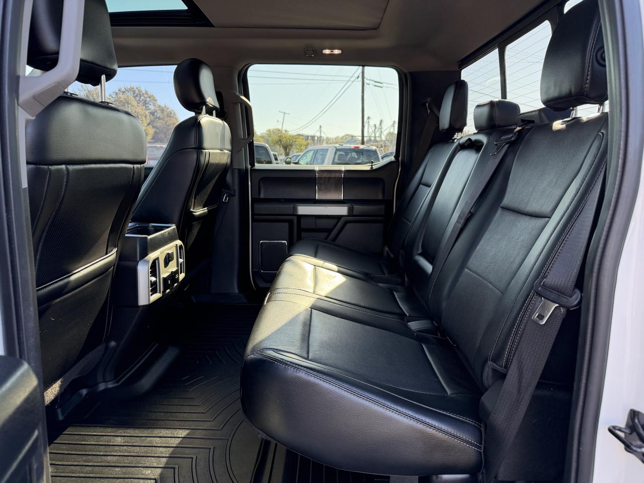 Ford Super Duty F-250 SRW Lariat 4WD Crew Cab 6.75' Box 2018