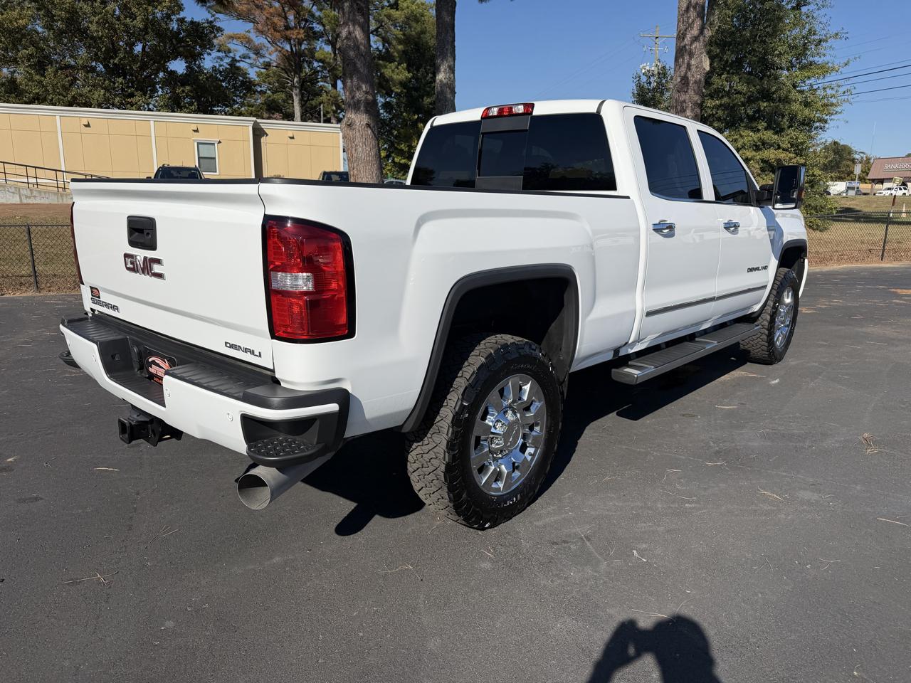 GMC Sierra 2500HD 4WD Crew Cab 153.7" Denali 2019