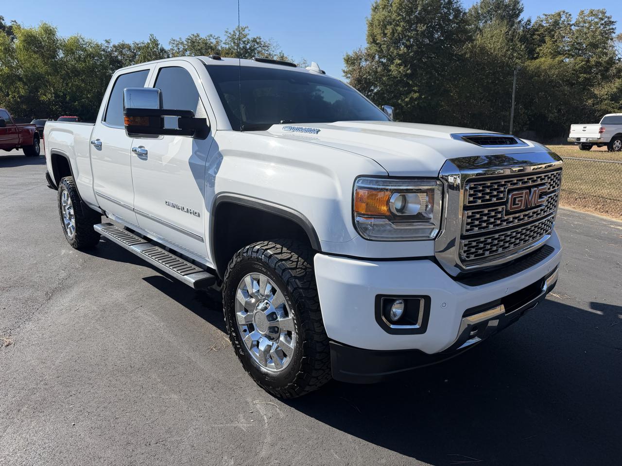 GMC Sierra 2500HD 4WD Crew Cab 153.7" Denali 2019