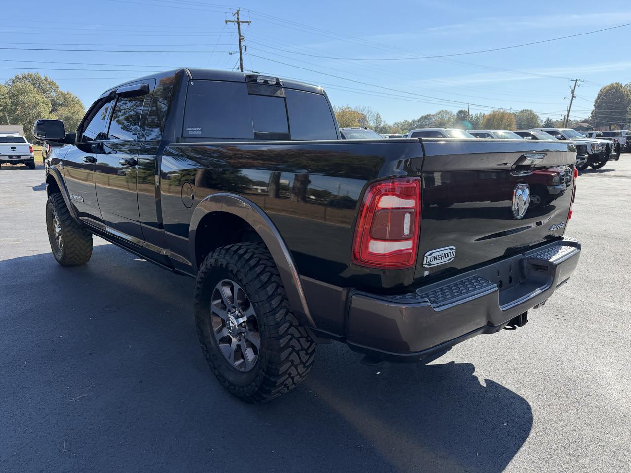 RAM 2500 Longhorn 4x4 Mega Cab 6'4" Box 2021