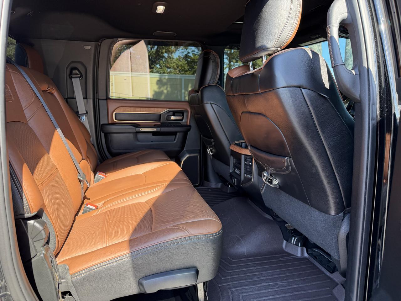 RAM 2500 Longhorn 4x4 Mega Cab 6'4" Box 2021