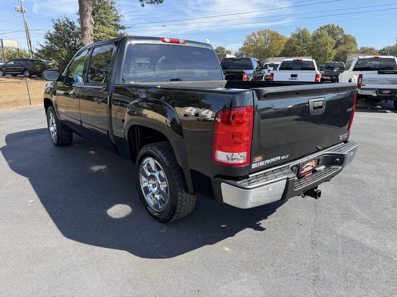 GMC Sierra 1500 4WD Crew Cab 143.5" SLT 2009