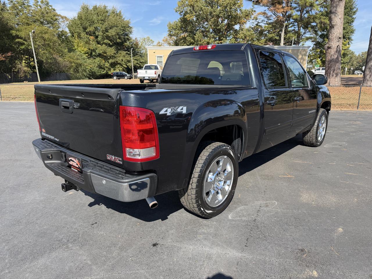 GMC Sierra 1500 4WD Crew Cab 143.5" SLT 2009