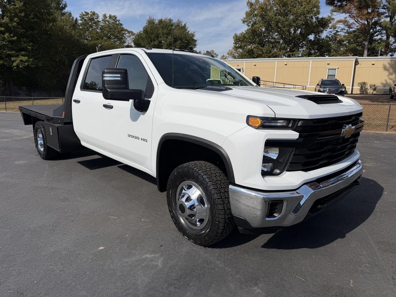 Chevrolet Silverado 3500HD CC 4WD Crew Cab 177" WB, 60" CA Work Truck 2024