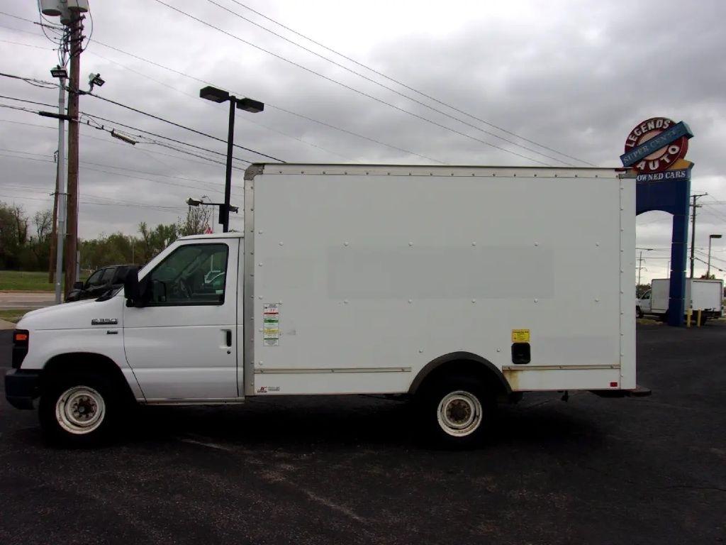 Ford Econoline Commercial Cutaway E-350 Super Duty 138" SRW 2014
