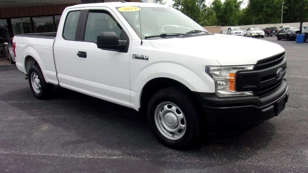 Ford F-150 XLT 2WD SuperCab 6.5' Box 2018