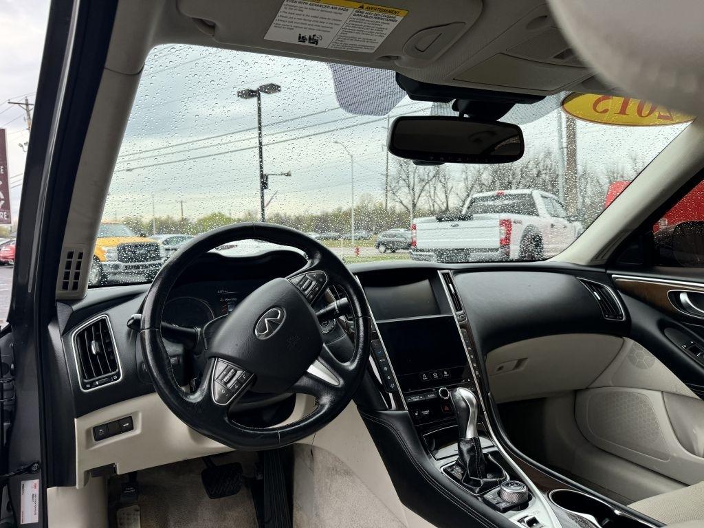 Infiniti Q50 4dr Sdn Premium AWD 2015