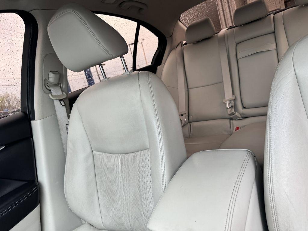 Infiniti Q50 4dr Sdn Premium AWD 2015