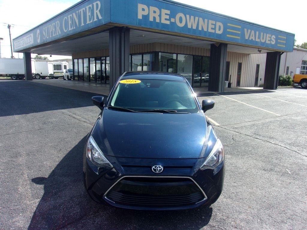 Toyota Yaris iA Manual (Natl) 2018