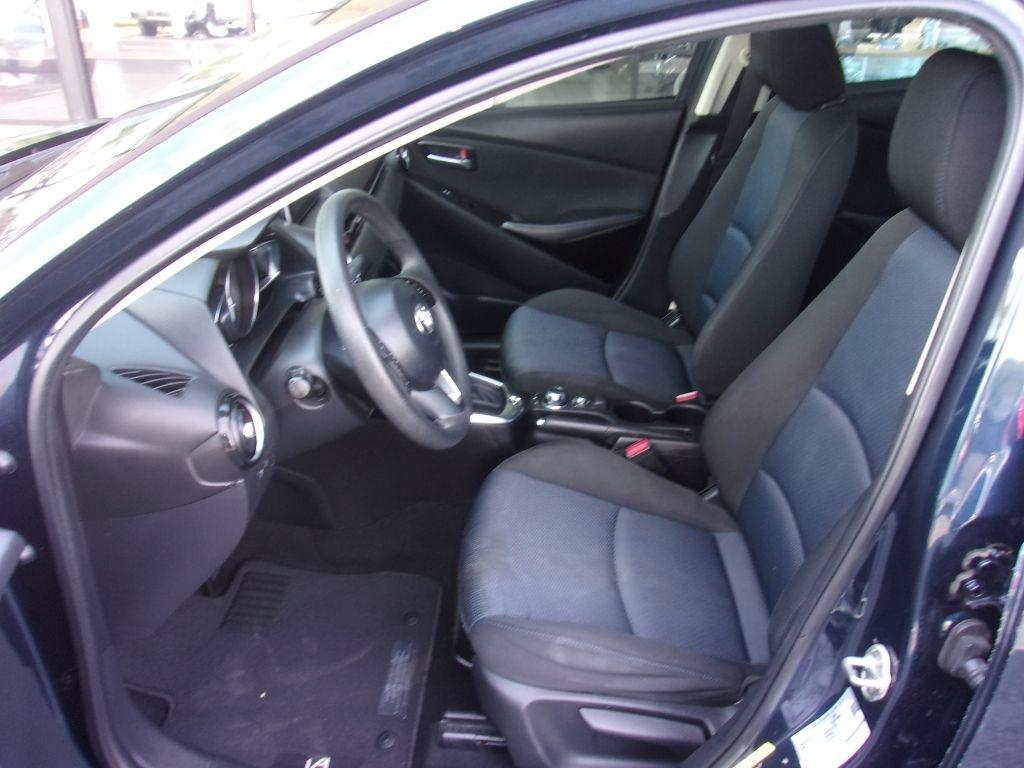 Toyota Yaris iA Manual (Natl) 2018
