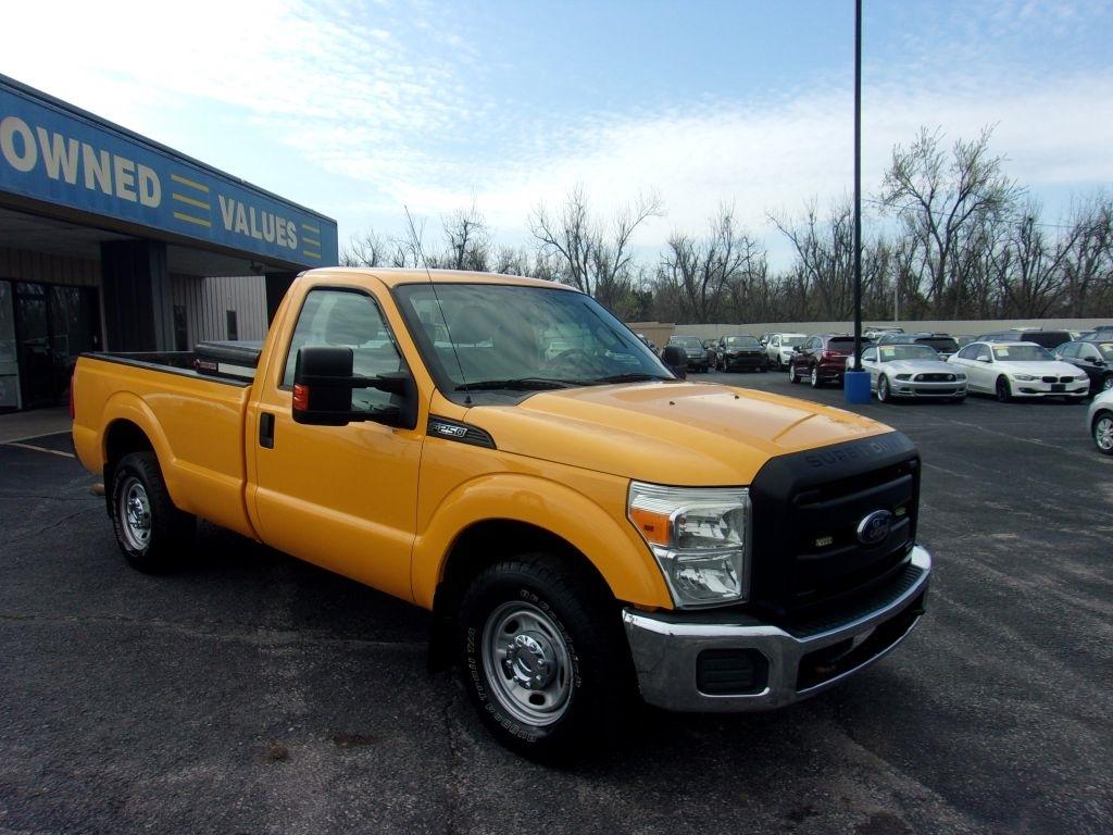 Ford Super Duty F-250 SRW  2013