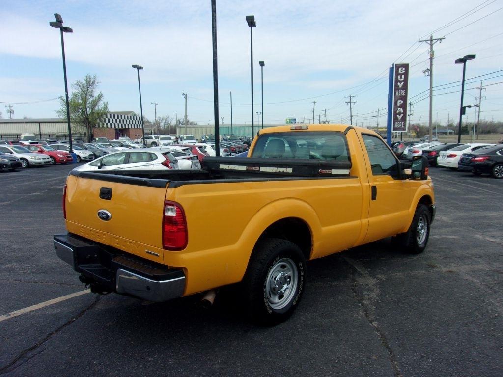 Ford Super Duty F-250 SRW  2013