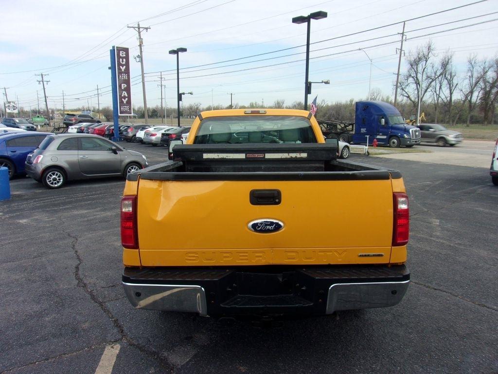 Ford Super Duty F-250 SRW  2013