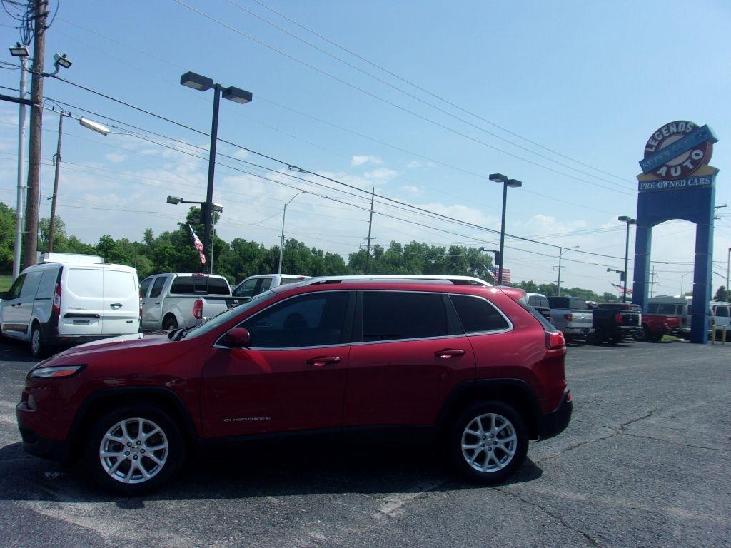Jeep Cherokee Latitude FWD 2017