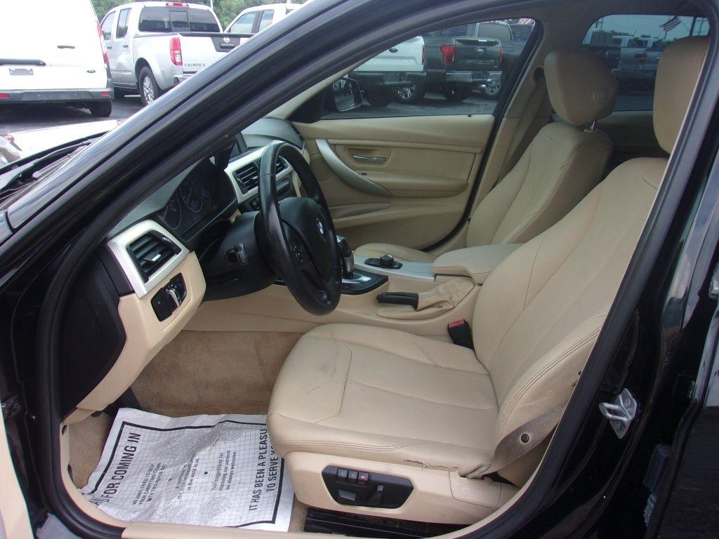 BMW 3 Series 4dr Sdn 320i RWD South Africa 2015