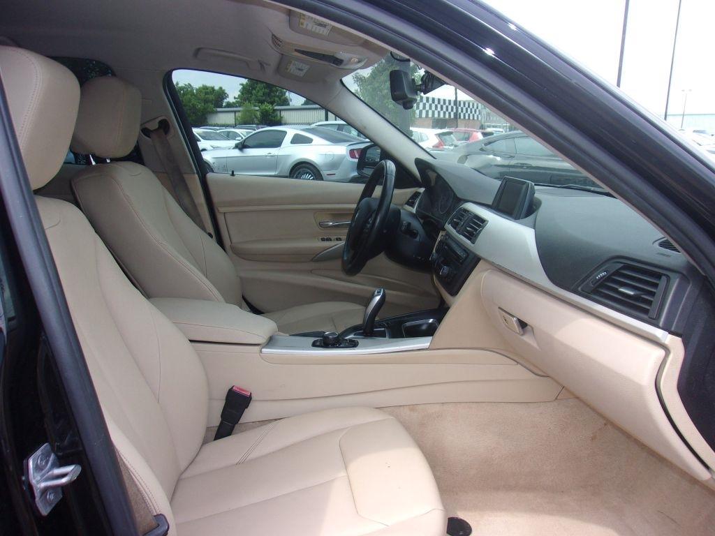 BMW 3 Series 4dr Sdn 320i RWD South Africa 2015