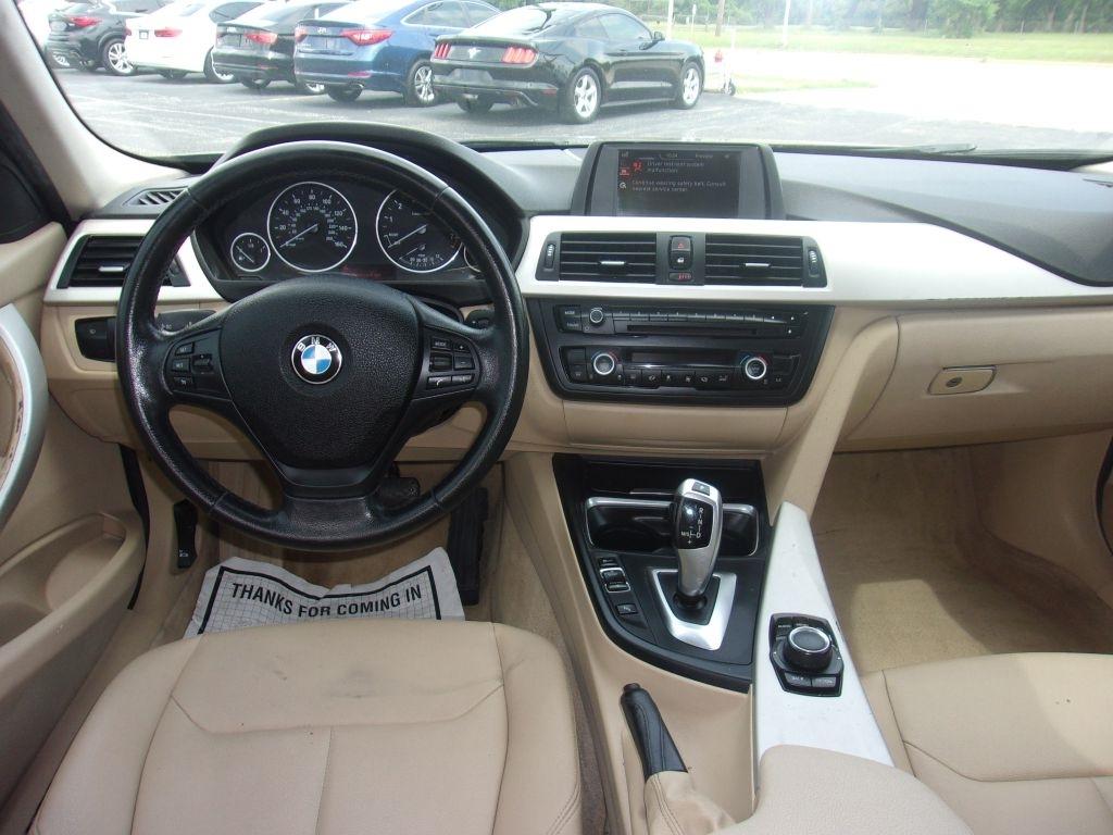 BMW 3 Series 4dr Sdn 320i RWD South Africa 2015