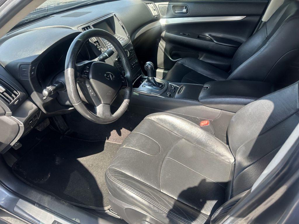 Infiniti Q40 4dr Sdn AWD 2015