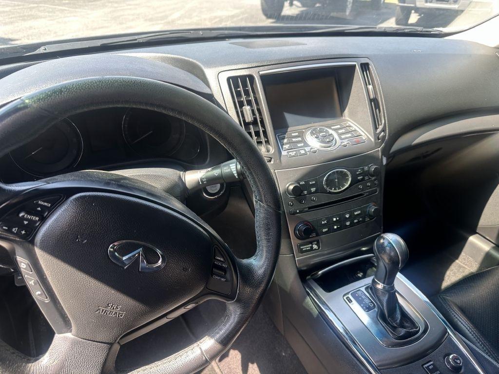 Infiniti Q40 4dr Sdn AWD 2015