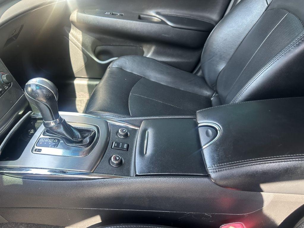 Infiniti Q40 4dr Sdn AWD 2015