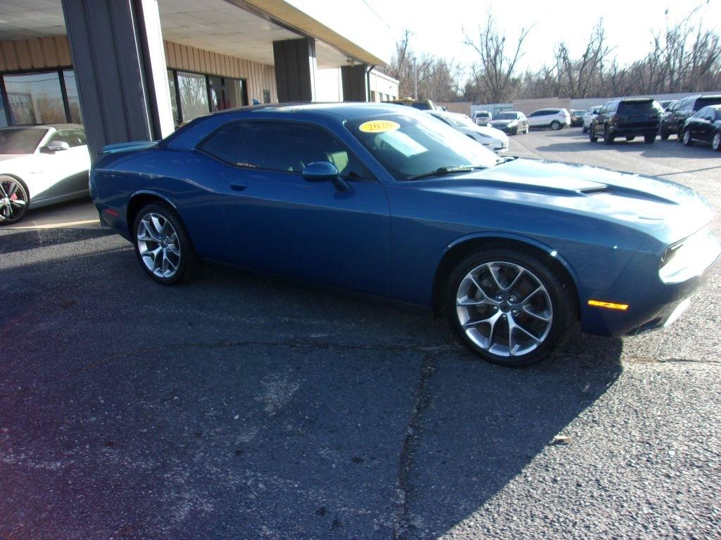 Dodge Challenger SXT RWD 2020