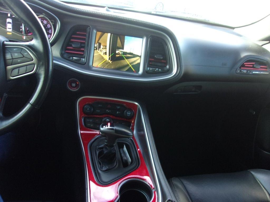 Dodge Challenger SXT RWD 2020