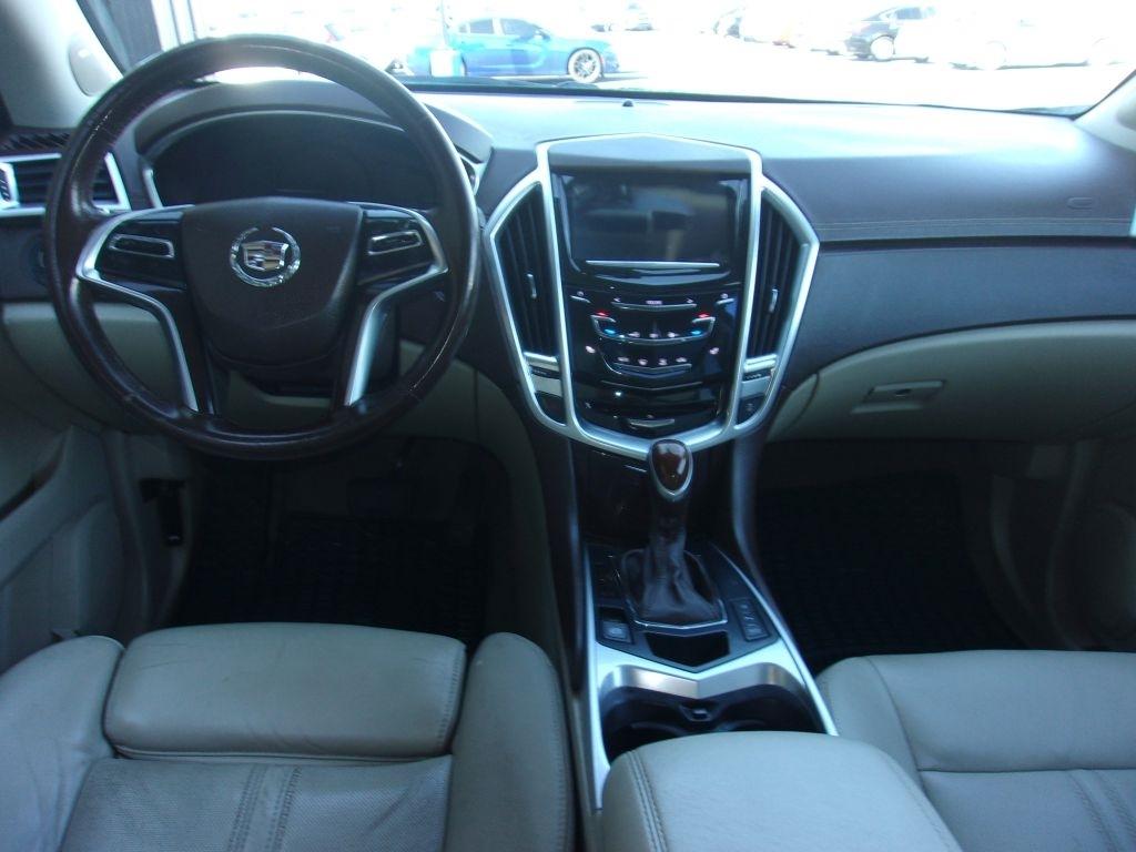 Cadillac SRX Luxury Collection FWD 2016