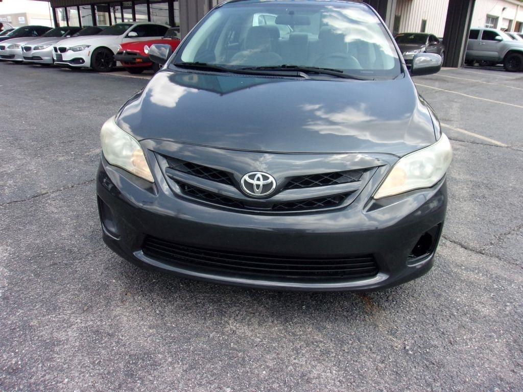 Toyota Corolla 4dr Sedan Base Auto 2012