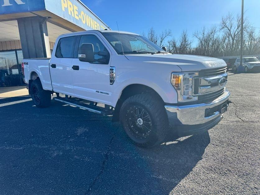 Ford F-250 SD XLT Crew Cab SWB 4WD 2019