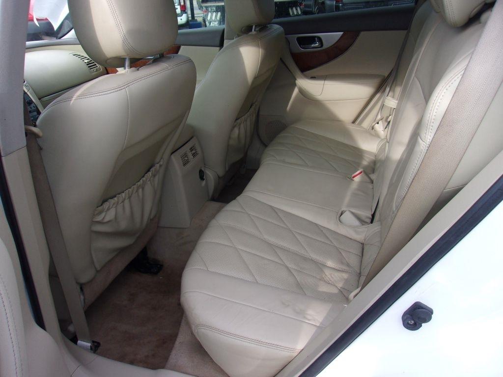 Infiniti QX70 Base 2015