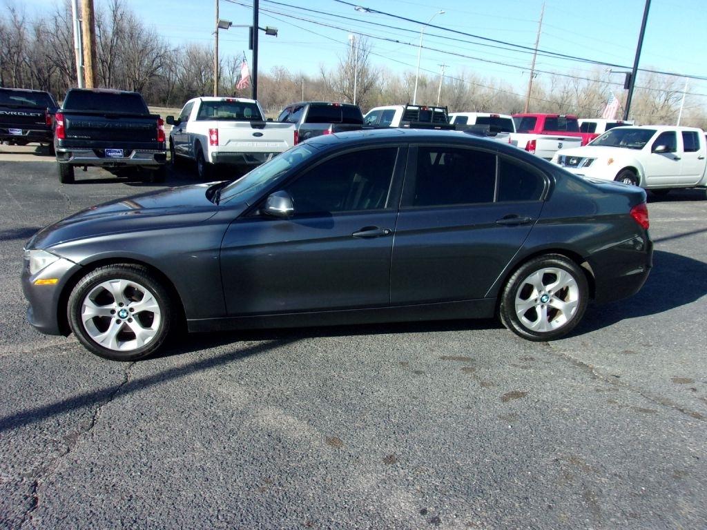 BMW 3-Series 320i Sedan 2013