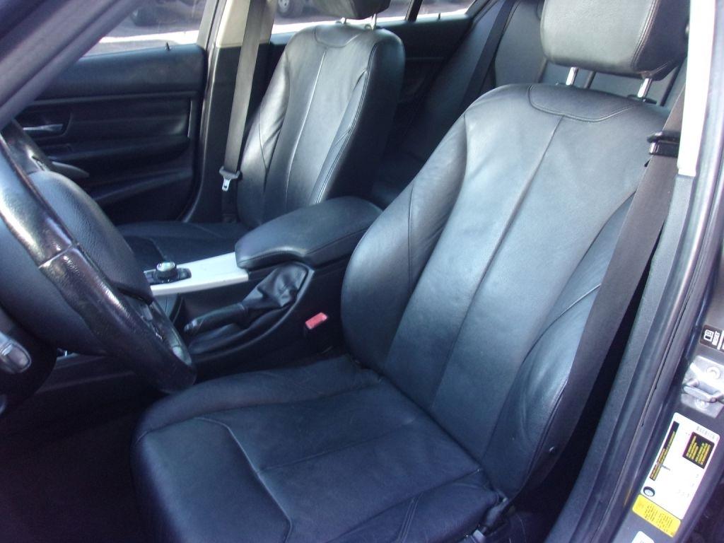 BMW 3-Series 320i Sedan 2013