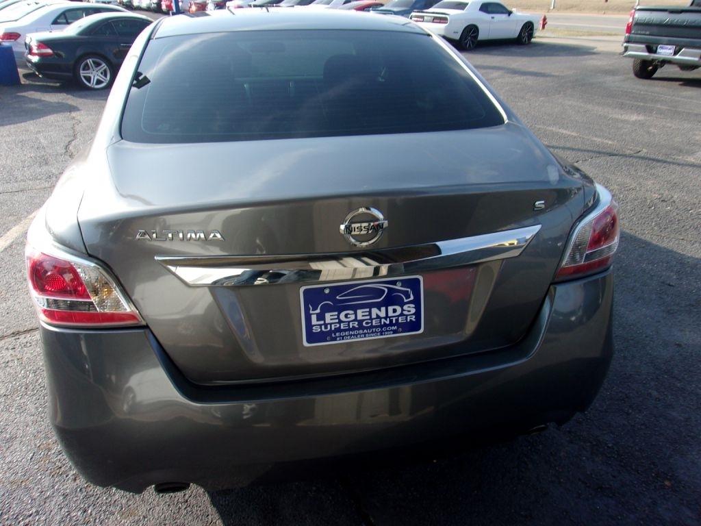 Nissan Altima 2.5 2015