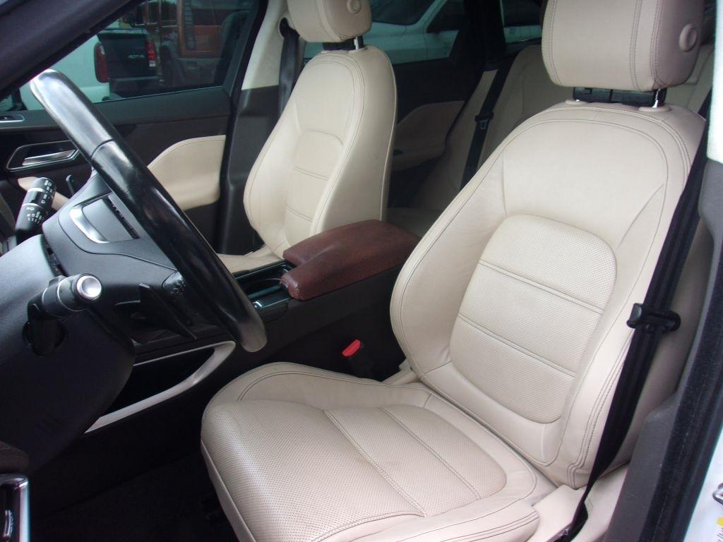 Jaguar F-Pace 25t Prestige 2019