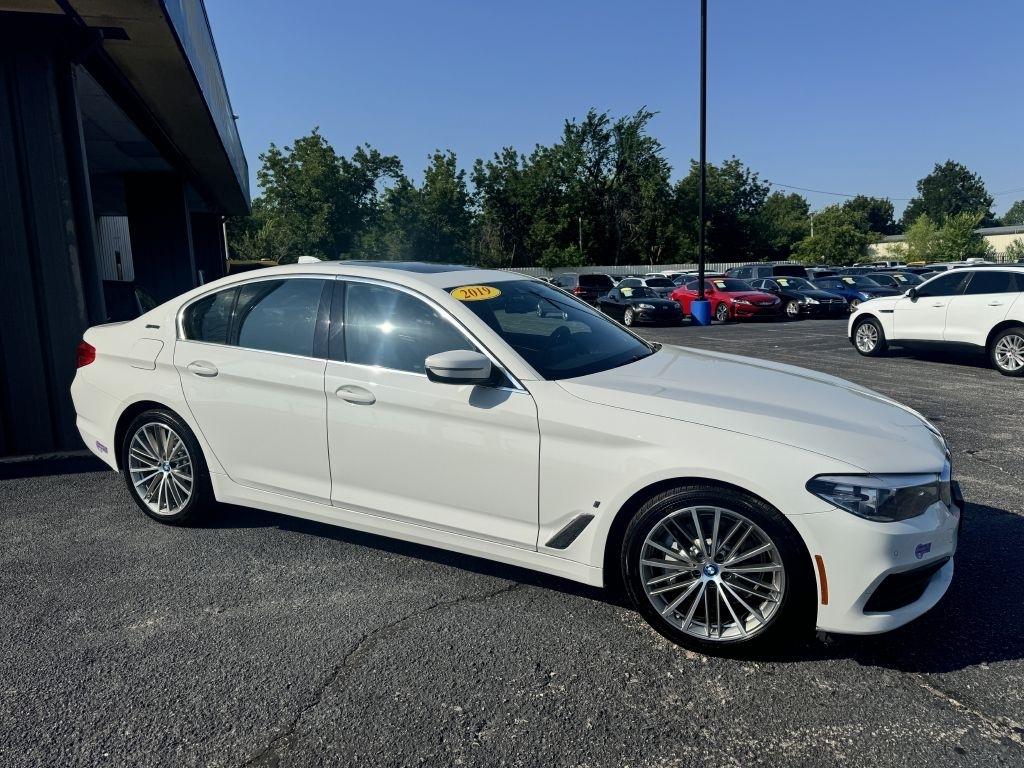 BMW 5-Series 530e iPerformance 2019