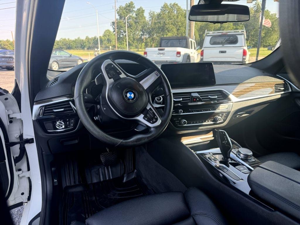 BMW 5-Series 530e iPerformance 2019