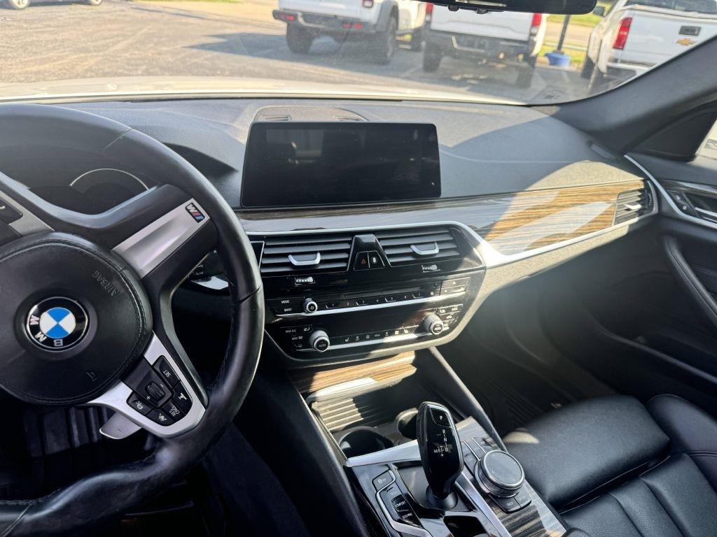 BMW 5-Series 530e iPerformance 2019