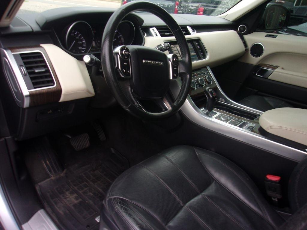 Land Rover Range Rover Sport SE 2015