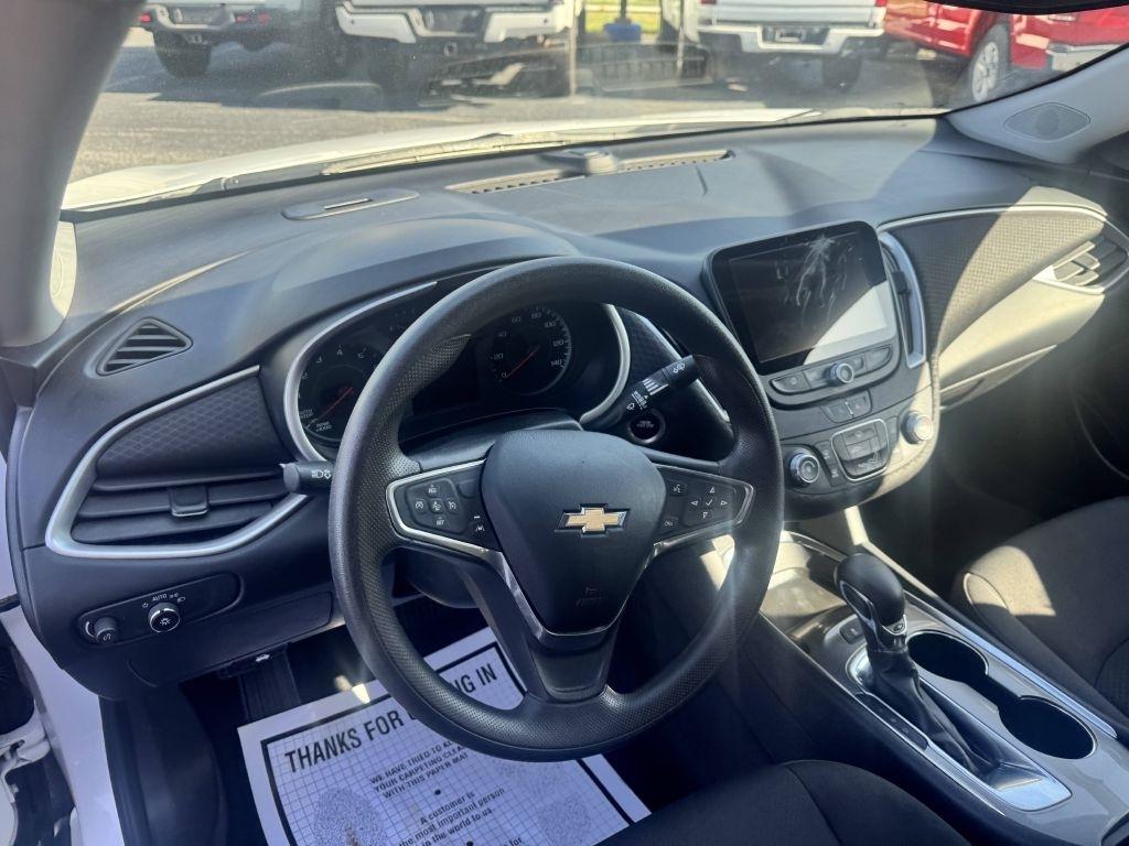 Chevrolet Malibu 1FL 2021