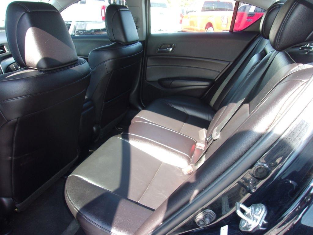 Acura ILX Base 2018